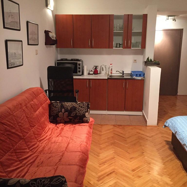 Apartment The Royal Pg 포드고리차 외부 사진
